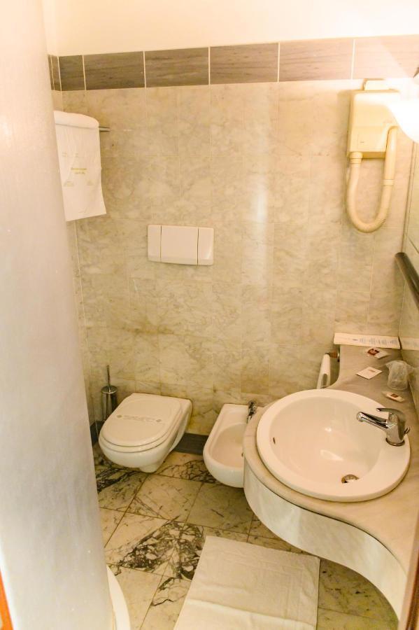 Hotel Sirenella Меле Экстерьер фото