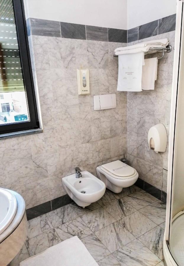 Hotel Sirenella Меле Экстерьер фото